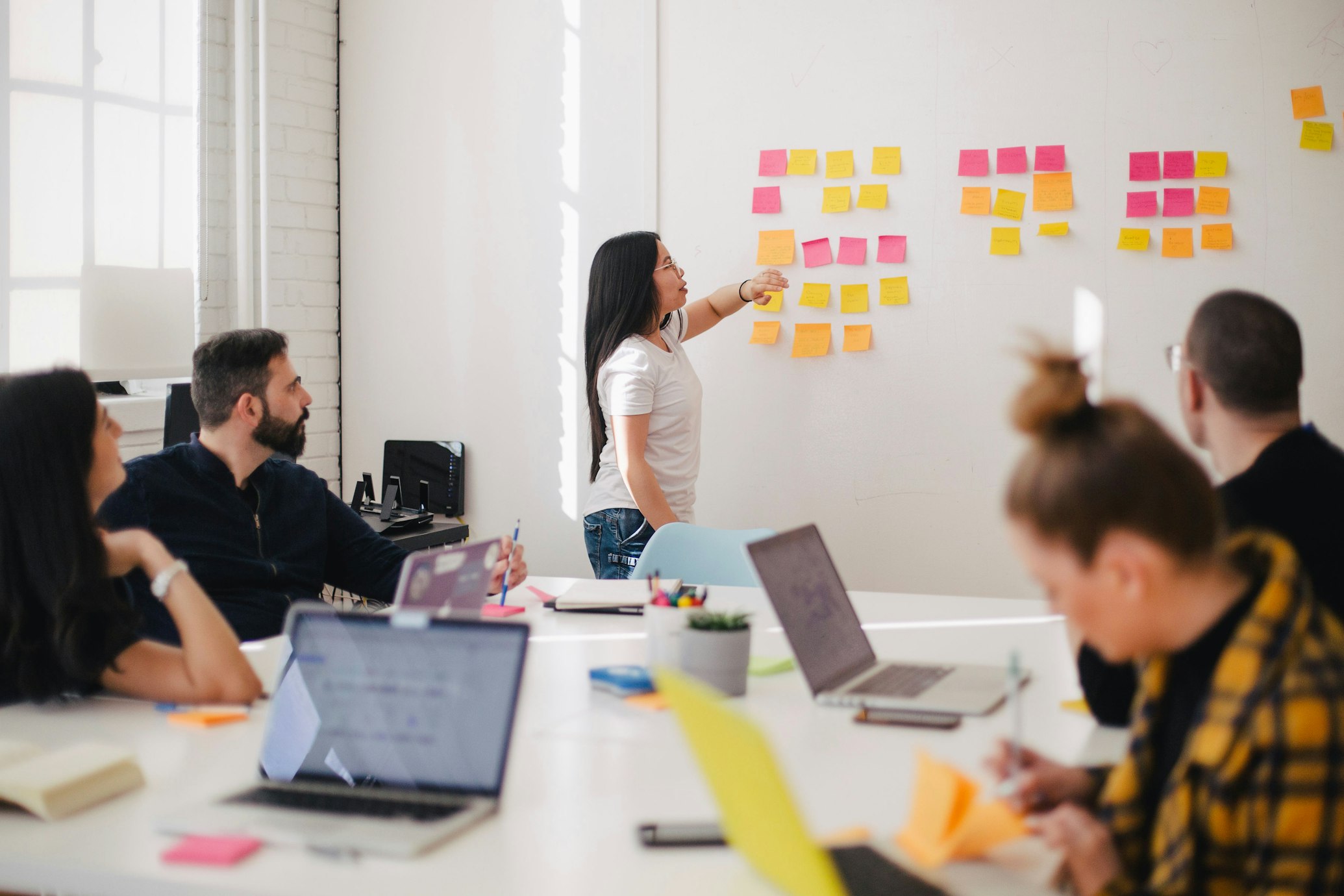 Resiliencia Organizacional: Estrategias para un Entorno Volátil