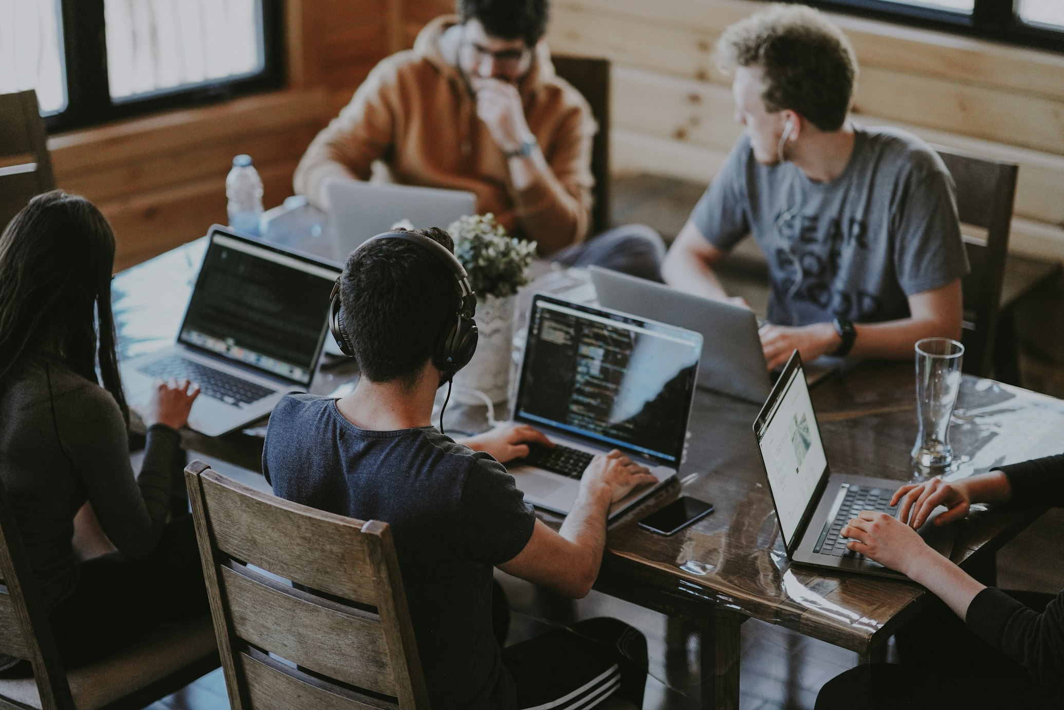 El Futuro del Trabajo: Optimizando la Cultura en Modelos Híbridos