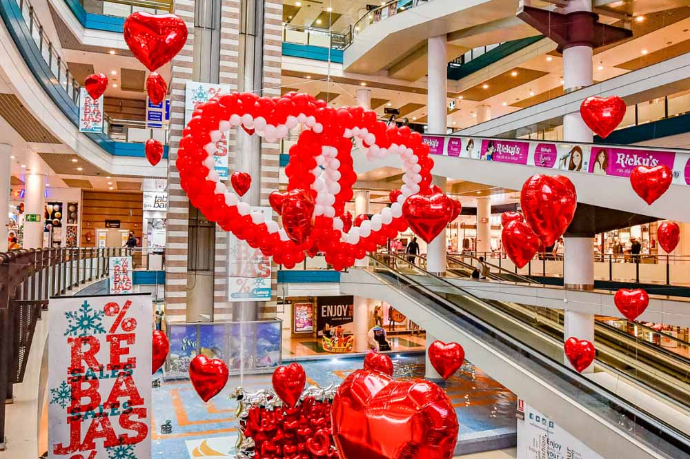 Retail proyecta ingresos de 1,600 millones de soles por el Día de San Valentín